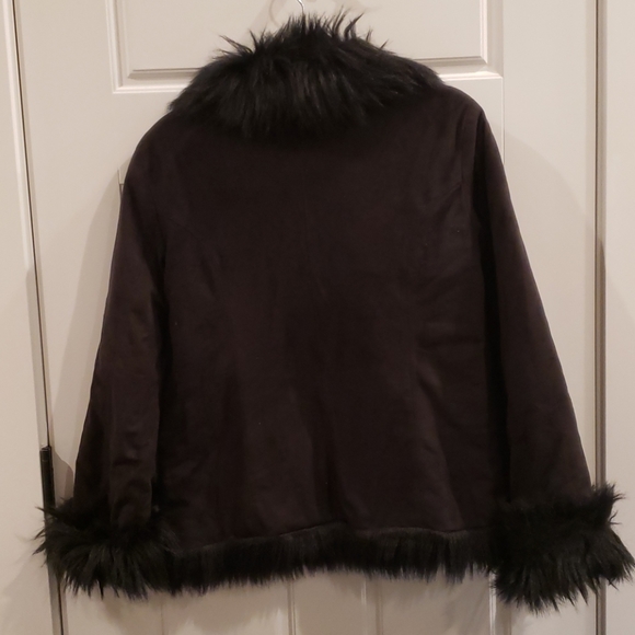 Roxy faux fur jacket - Picture 2 of 8